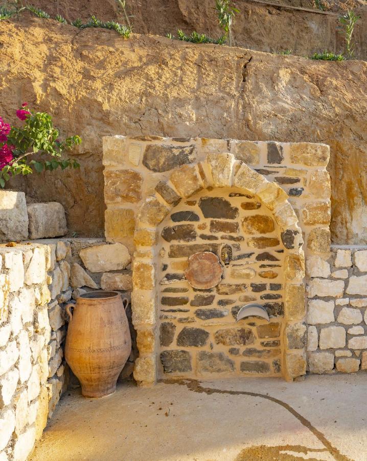 Вилла Aggel'S House - Stone House - Private Pool - Courtyard - Countryside Views Kato Episkopi Экстерьер фото